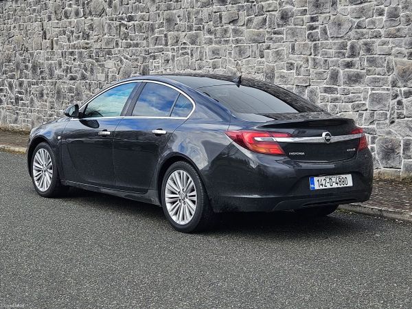 Opel Insignia Saloon, Diesel, 2014, Black