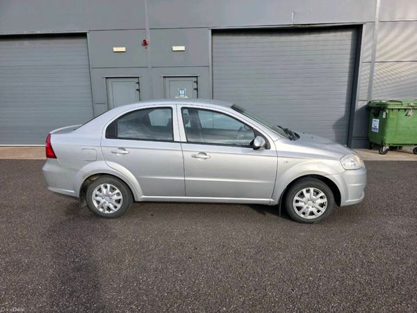 Chevrolet Aveo Saloon, Petrol, 2011, Silver