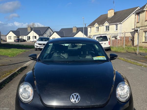 Volkswagen Beetle Hatchback, Diesel, 2013, Black