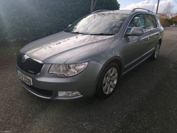 Skoda Superb Estate, Diesel, 2013, Grey