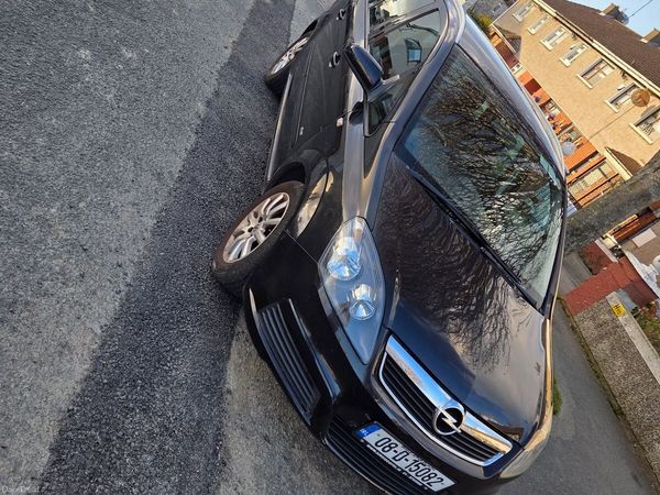 Opel Zafira MPV, Petrol, 2008, Black