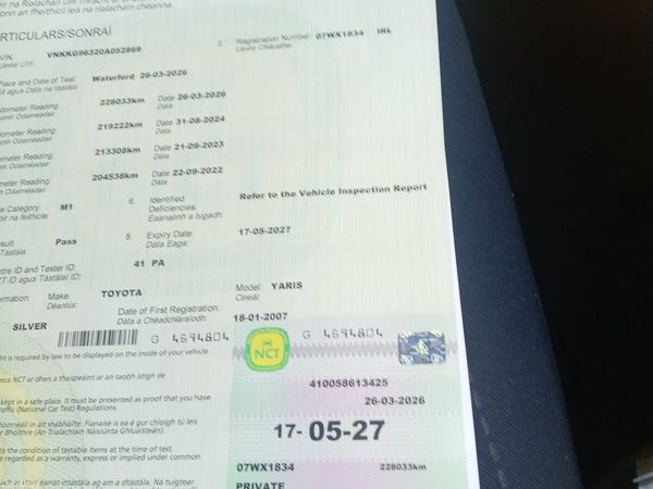 Toyota Yaris Hatchback, Petrol, 2007, Silver