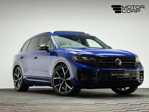 Volkswagen Touareg SUV, Petrol Plug-in Hybrid, 2025, Blue