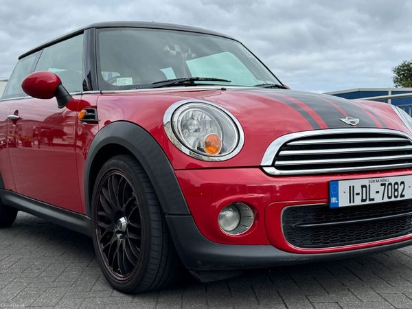 Mini One Hatchback, Diesel, 2011, Red