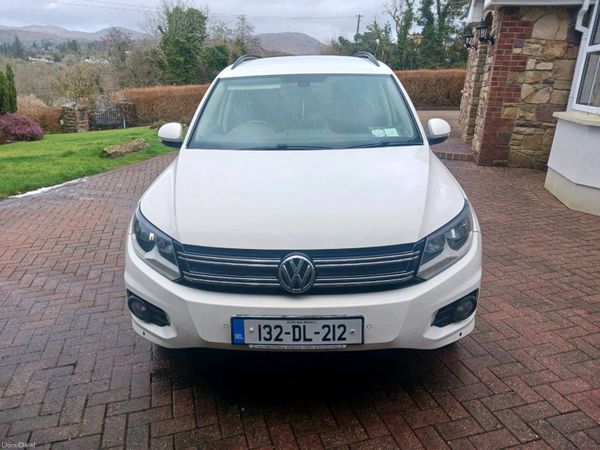 Volkswagen Tiguan SUV, Diesel, 2013, White