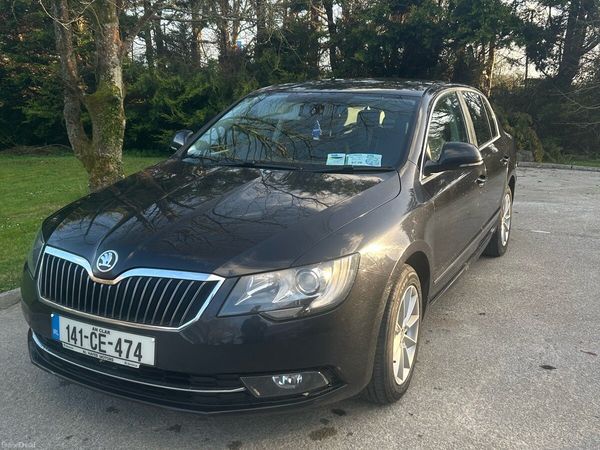 Skoda Superb Saloon, Diesel, 2014, Black