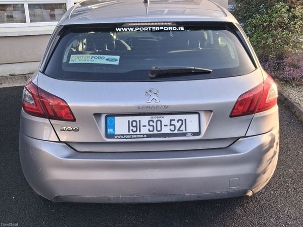 Peugeot 308 Hatchback, Petrol, 2019, Grey