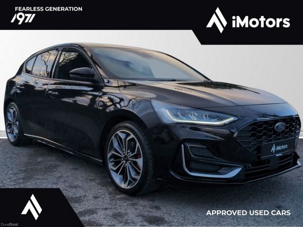 Ford Focus Hatchback, Petrol, 2022, Black