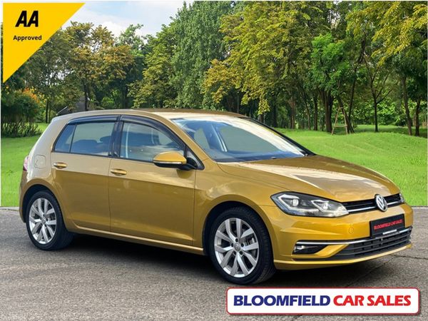 Volkswagen Golf Hatchback, Petrol, 2017, Gold
