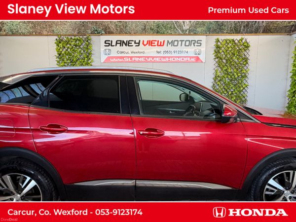 Peugeot 3008 MPV, Petrol, 2018, Red
