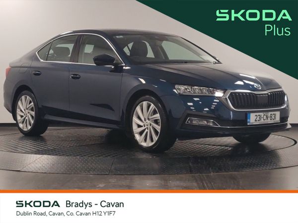 Skoda Octavia Hatchback, Diesel, 2023, Blue
