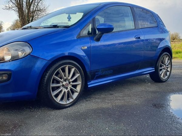 Fiat Punto Hatchback, Diesel, 2011, Blue