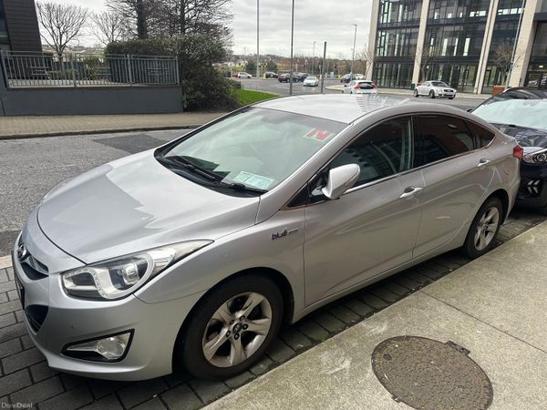 Hyundai i40 Saloon, Diesel, 2013, Silver