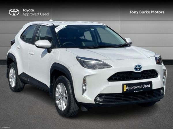 Toyota Yaris Cross SUV, Petrol Hybrid, 2023, White
