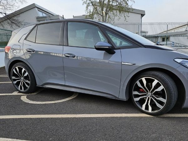 Volkswagen ID.3 Hatchback, Electric, 2022, Grey
