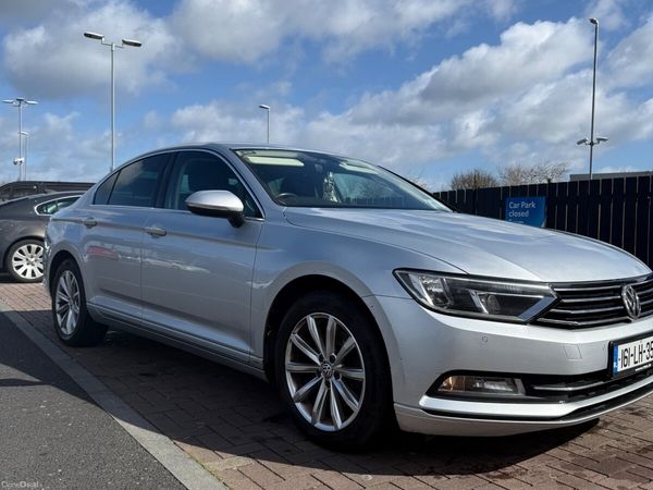 Volkswagen Passat Saloon, Diesel, 2016, Silver