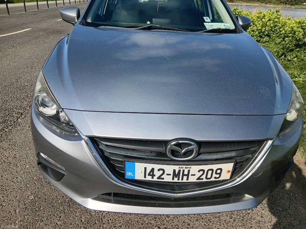 Mazda Mazda3 Hatchback, Diesel, 2014, Grey
