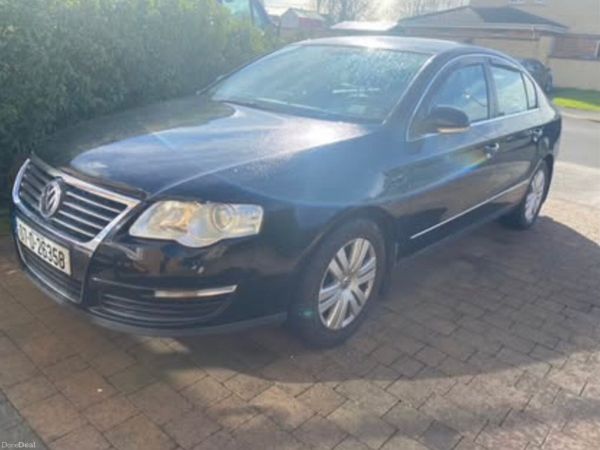 Volkswagen Passat Saloon, Petrol, 2007, Black