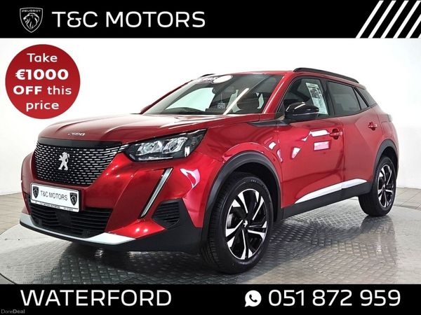 Peugeot 2008 MPV, Petrol, 2023, Red