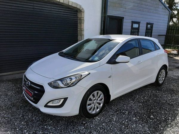 Hyundai i30 Hatchback, Diesel, 2016, White