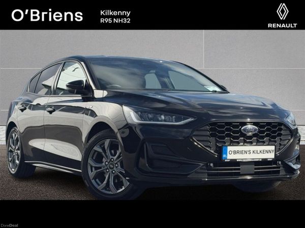 Ford Focus Hatchback, Petrol, 2023, Black