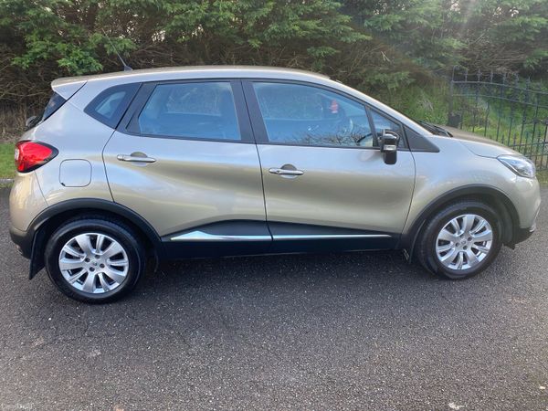Renault Captur Hatchback, Diesel, 2017, Brown