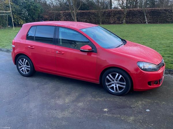Volkswagen Golf Hatchback, Diesel, 2010, Red