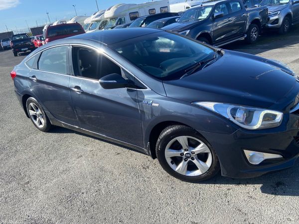 Hyundai i40 Saloon, Diesel, 2014, Blue