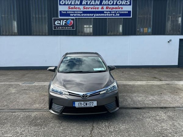 Toyota Corolla Saloon, Petrol, 2017, Grey