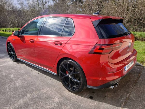 Volkswagen Golf Estate, Diesel, 2022, Red