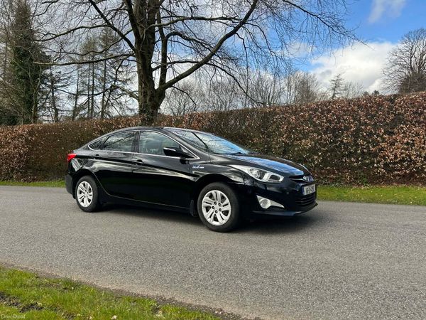 Hyundai i40 Saloon, Diesel, 2015, Black