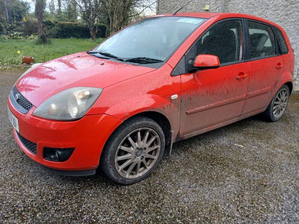 Ford Fiesta Hatchback, Petrol, 2008, Red