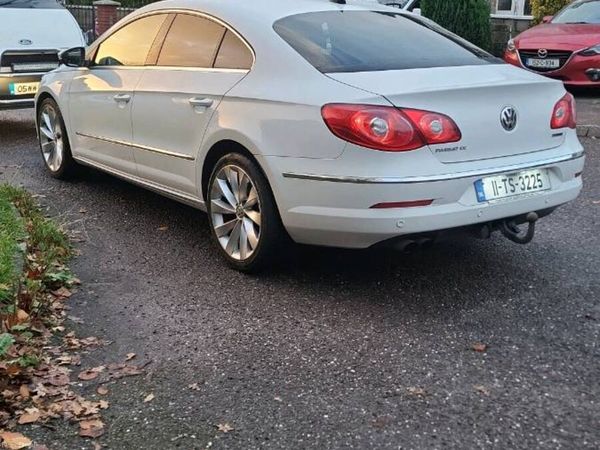 Volkswagen Passat Coupe, Diesel, 2011, White