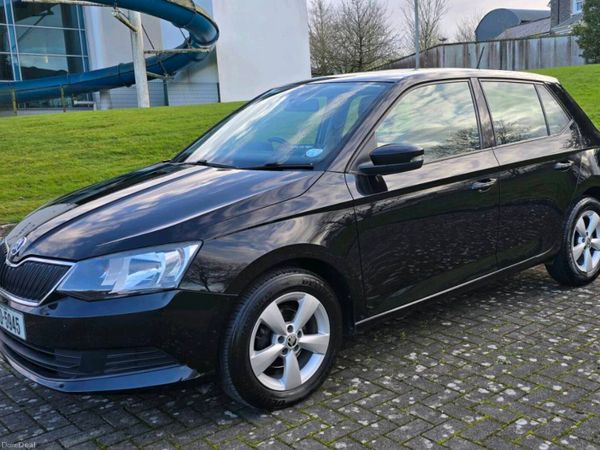 Skoda Fabia Hatchback, Petrol, 2016, Black