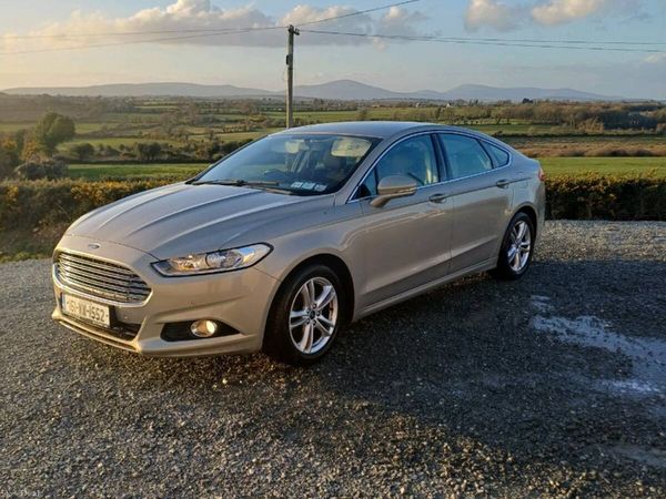Ford Mondeo Hatchback, Diesel, 2016, Silver