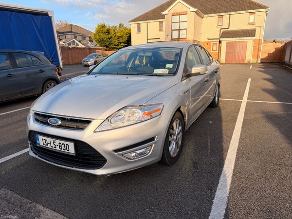 Ford Mondeo Saloon, Diesel, 2013, Silver