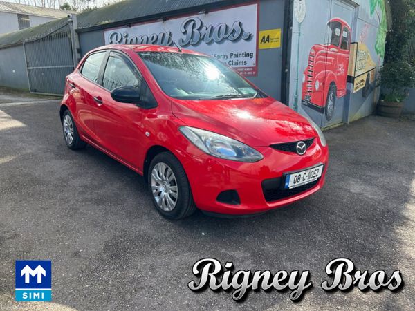 Mazda Mazda2 Hatchback, Petrol, 2008, Red