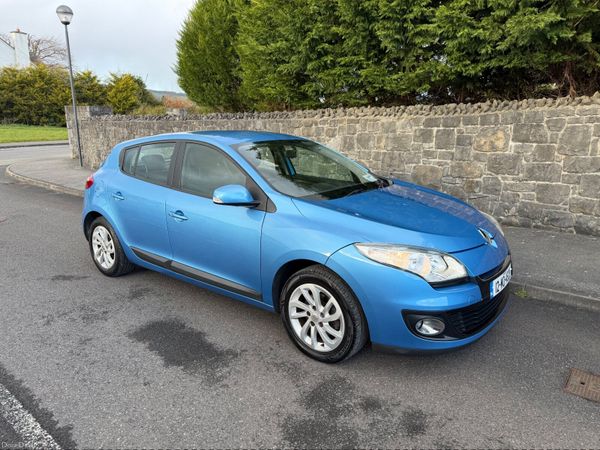 Renault Megane Hatchback, Petrol, 2012, Blue