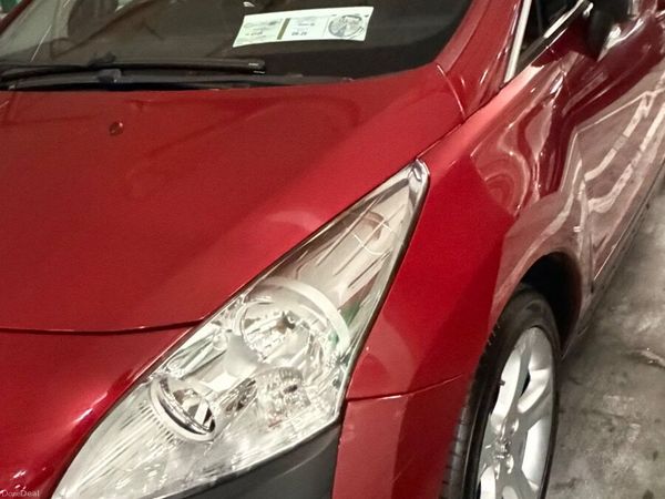 Peugeot 3008 MPV, Diesel, 2012, Red