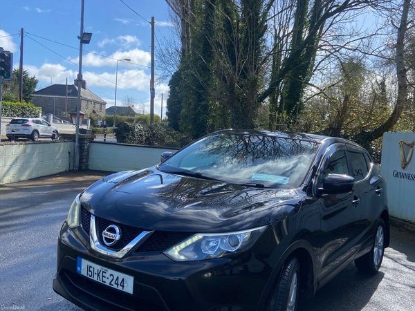 Nissan Qashqai Hatchback, Diesel, 2015, Black