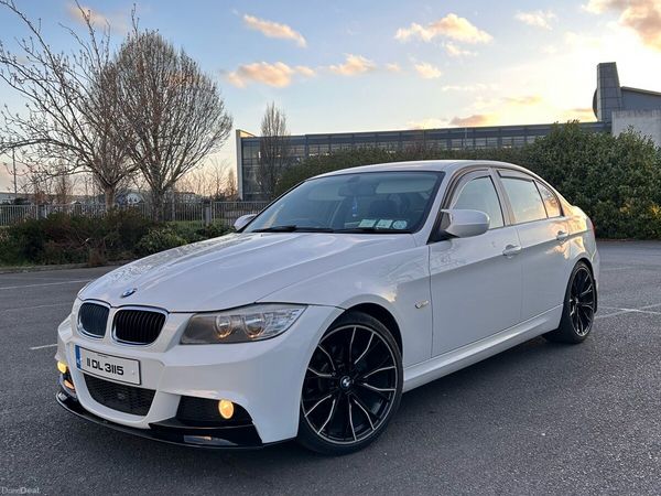BMW 3-Series Saloon, Diesel, 2011, White