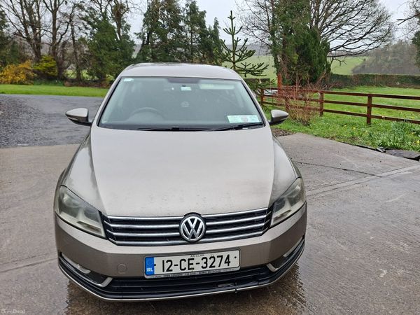 Volkswagen Passat Saloon, Diesel, 2012, Brown
