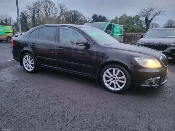 Skoda Octavia Saloon, Diesel, 2012, Black