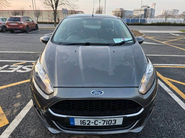 Ford Fiesta Hatchback, Petrol, 2016, Grey