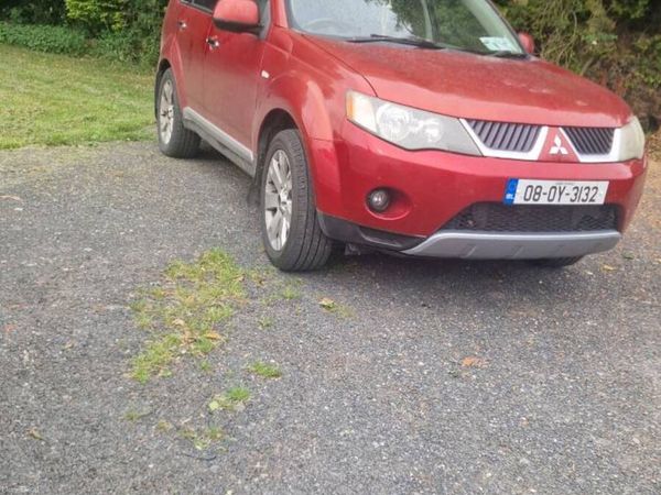Mitsubishi Outlander SUV, Diesel, 2008, Red