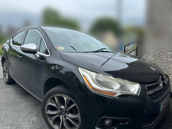 Citroen DS 4 Hatchback, Diesel, 2011, Black