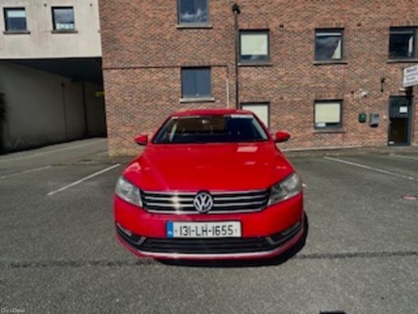 Volkswagen Passat Saloon, Diesel, 2013, Red