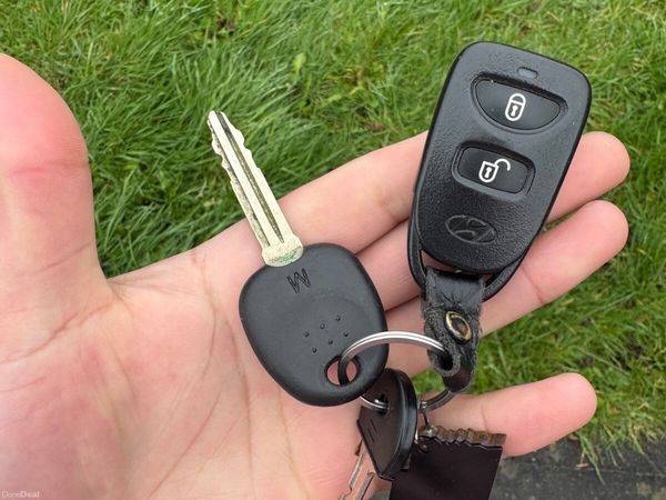 Hyundai i10 Hatchback, Petrol, 2012, Grey