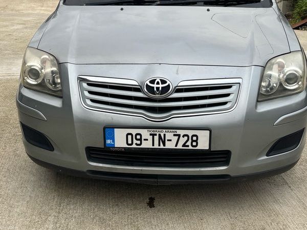 Toyota Avensis Saloon, Diesel, 2009, Grey