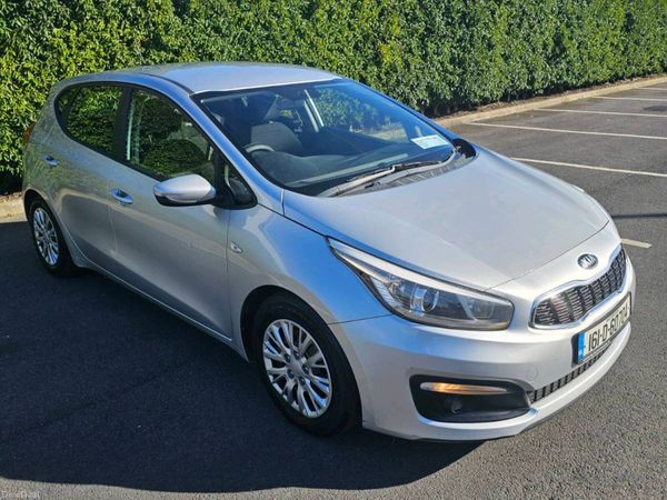 Kia Ceed Hatchback, Diesel, 2016, Silver